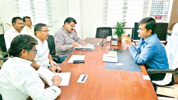  Poultry Farming  పెరటి కోళ్ల పెంపకంపై దృష్టి