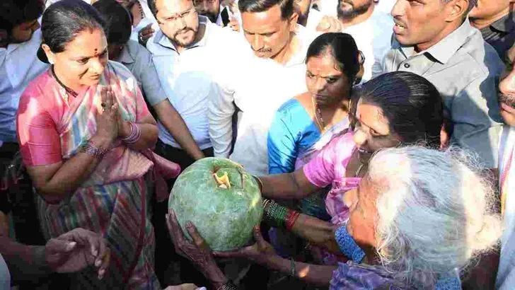 తిరుమల శ్రీవారిని దర్శించుకున్న కల్వకుంట్ల కవిత