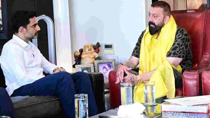 బాలీవుడ్ స్టార్ సంజయ్ దత్‌తో మంత్రి నారా లోకేష్ భేటీ