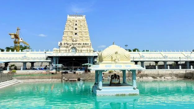 కాణిపాకానికి కొత్త బస్సొచ్చింది..