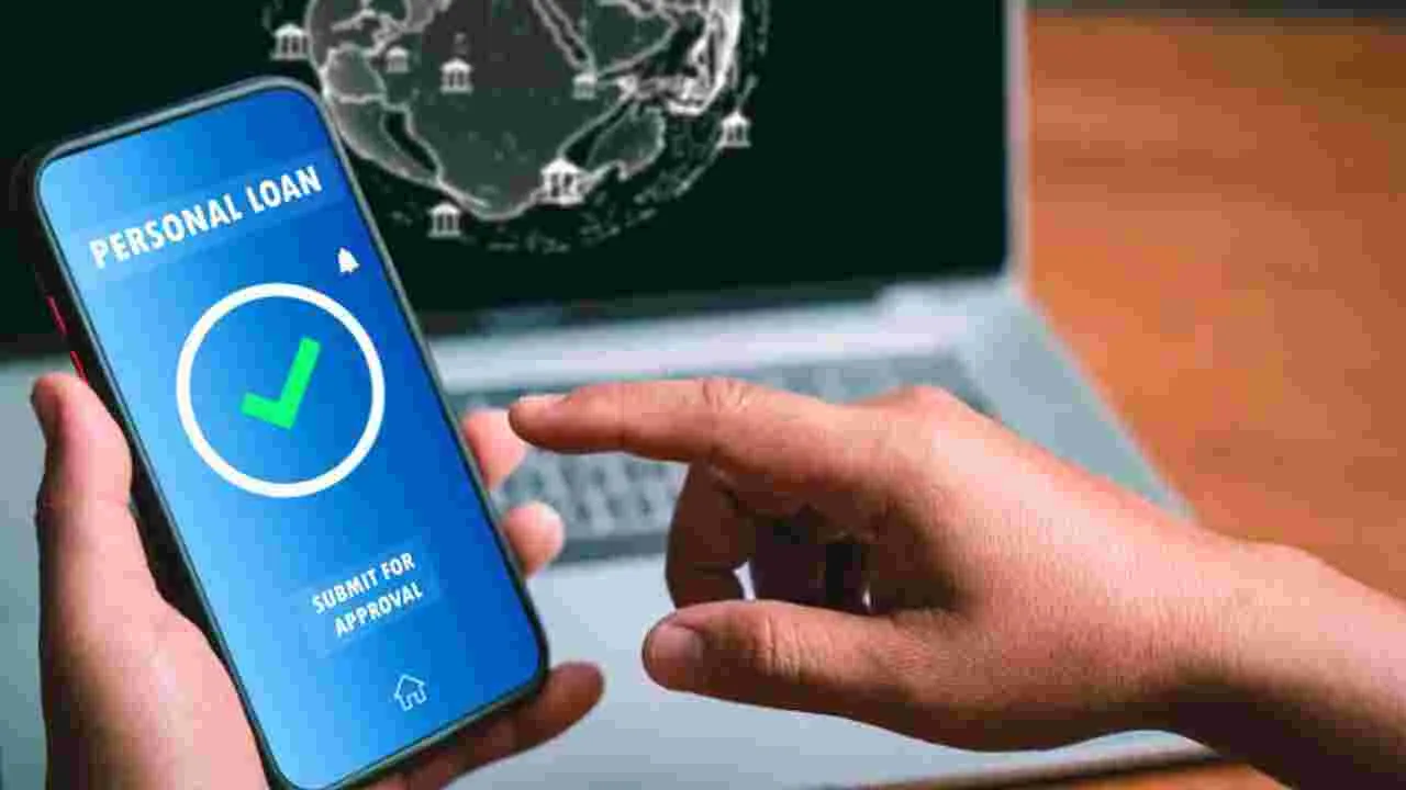 ఆన్‌లైన్ లోన్ పేరుతో మోసం... ఐదుగురి అరెస్ట్