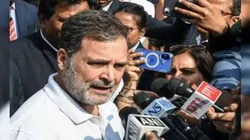 పరువు నష్టం కేసులో కోర్టుకు రాహుల్ హాజరు