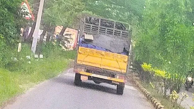 Ration rice: జోరుగా రేషన్‌ బియ్యం అక్రమ రవాణా