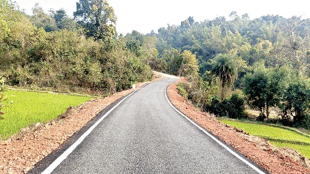  Now Sparkling Like a Mirror! నాడు అధ్వానంగా.. నేడు అద్దంలా!