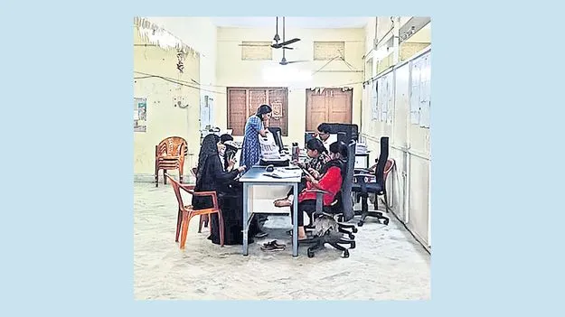 సవ్యంగా సాగని ఏకీకృత సర్వే