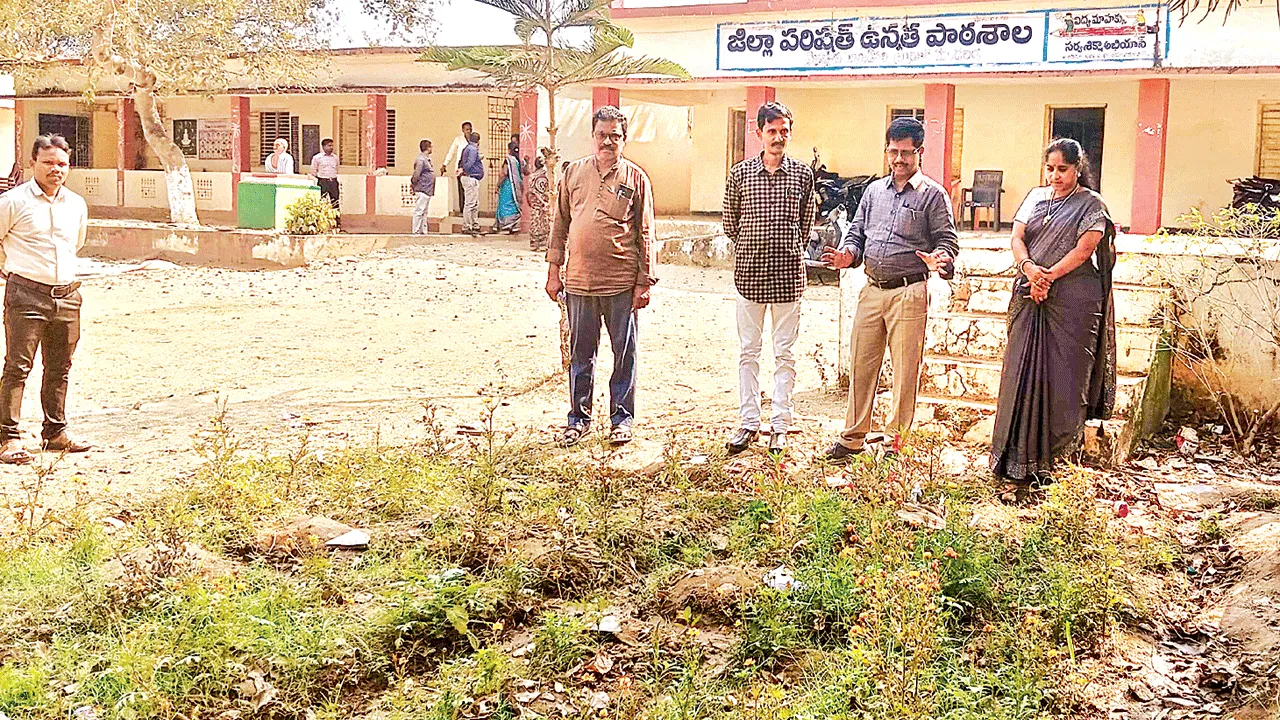 Top Rank in Class 10 మరోసారి ‘పది’లో ప్రథమ స్థానంలో నిలవాలని..
