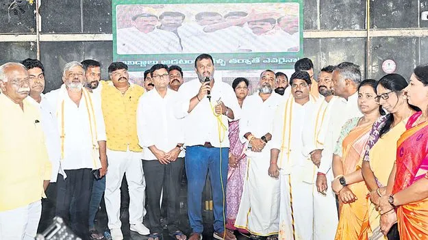 TDP: మత విద్వేషాలు  రెచ్చగొడుతున్న వైసీపీ 