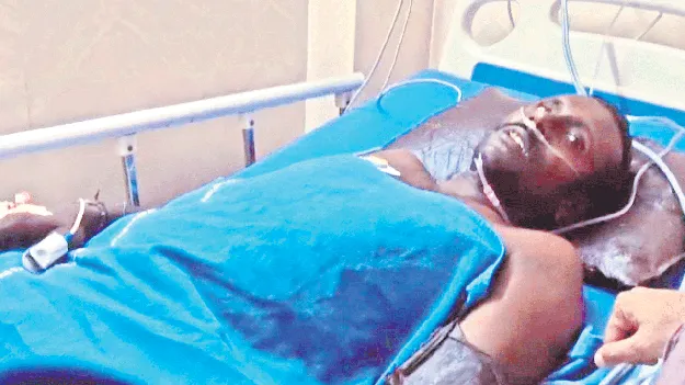 పోలీసులు వేధిస్తున్నారని వ్యక్తి ఆత్మహత్యాయత్నం