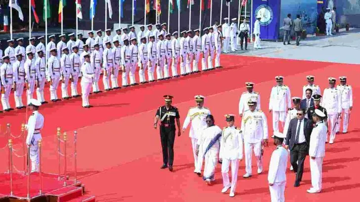 విశాఖ తీరంలో ఇంటర్నేషనల్ ఫ్లీట్ రివ్యూ .. పాల్గొన్న సీఎం చంద్రబాబు