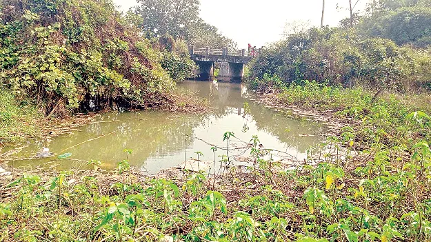 నిధులూ రావు.. పనులూ జరగవు!