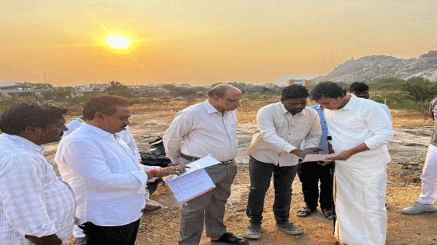  ఆదోనిలో ప్రభుత్వ భూములపై విచారణ