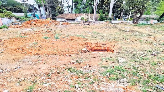 బ్లడ్‌బ్యాంకు భవన నిర్మాణం ప్రారంభమయ్యేనా?