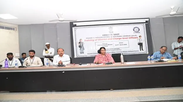kumaram bheem asifabad- ఇళ్ల గణన పకడ్బందీగా చేపట్టాలి