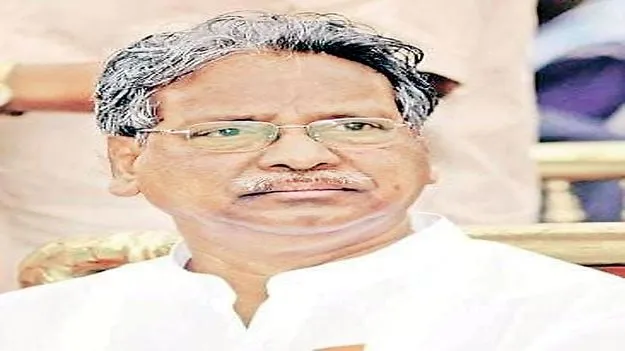  రాజకీయ ధీశాలి కావూరు