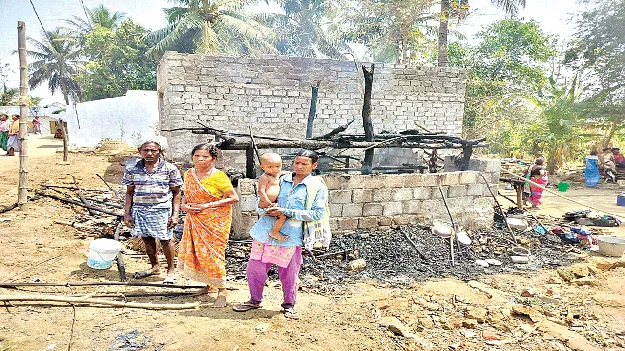 She saved her grandson మనవడ్ని కాపాడింది