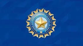 స్పాట్ ఫిక్సింగ్.. వీడియో అనలిస్ట్‌పై జీవితకాల నిషేధం విధించిన బీసీసీఐ