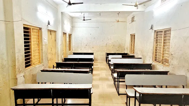 నేటి నుంచి పదో తరగతి పరీక్షలు