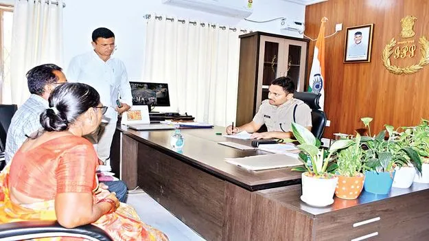 అర్జీదారులకు న్యాయం చేస్తాం