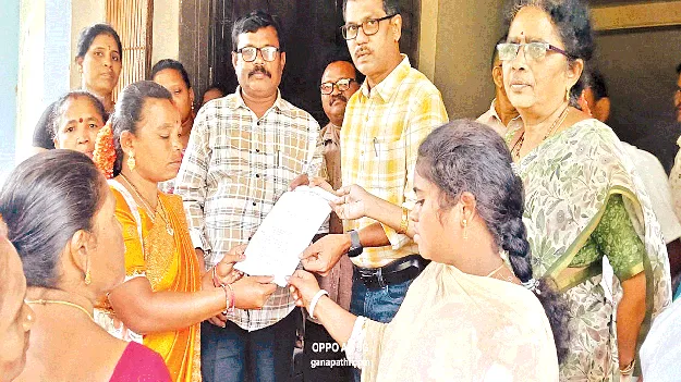 ‘సీహెచ్‌డబ్ల్యూల సమస్యలు పరిష్కరించాలి’