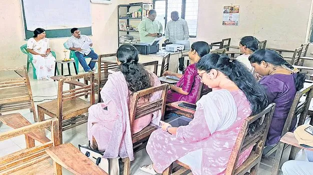 అత్యవసర వైద్య సేవలపై శిక్షణ 