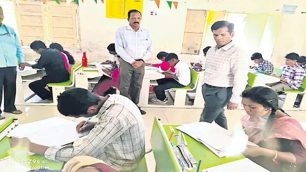 టెన్త్‌ పరీక్షలు ప్రారంభం