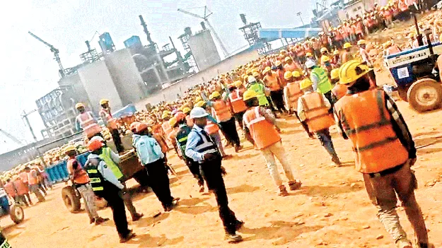 అలా్ట్రటెక్‌లో ఉద్రిక్తత 