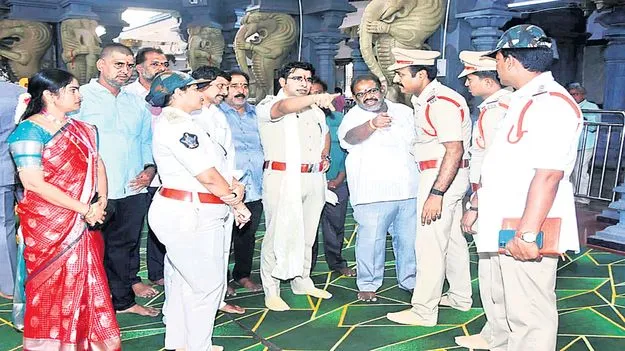 నూకాంబిక జాతరకు పటిష్ఠ బందోబస్తు