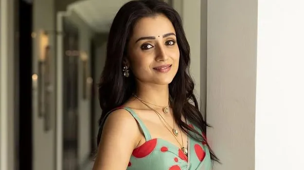 ఎన్‌డీఏ-టీవీకే పొత్తు..త్రిష చేతిలో నిర్ణయం?!