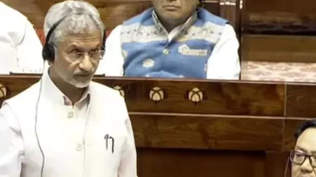 గల్ఫ్‌ నుంచి 67 వేల మంది వెనక్కిపార్లమెంటులో విదేశాంగ మంత్రి జైశంకర్‌ వెల్లడి 