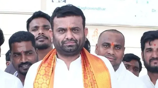 వివాదాలకు కేరాఫ్‌‌గా రోహిత్‌రెడ్డి!