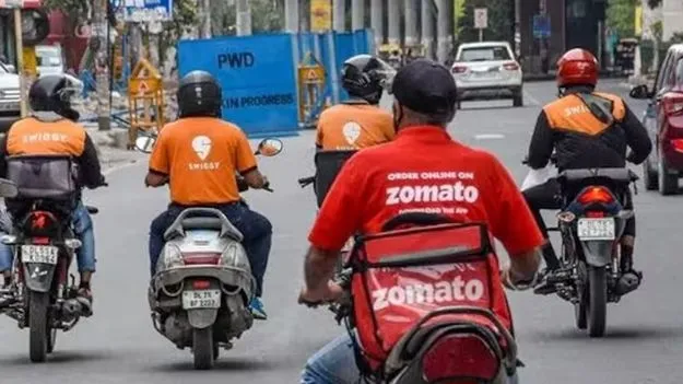 కుప్పకూలిన స్విగ్గీ, జొమాటోల షేర్లు