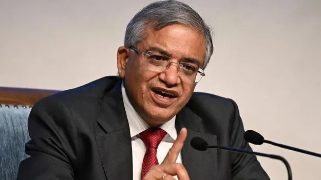 సీఈసీ జ్ఞానేశ్‌పై పార్లమెంటులో అభిశంసన నోటీసులు