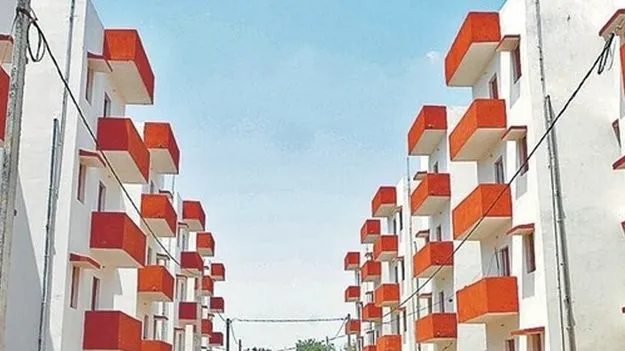 పట్టణ ప్రాంతాల్లో 18,213 ఇండ్లకు కేంద్రం గ్రీన్‌సిగ్నల్‌ 