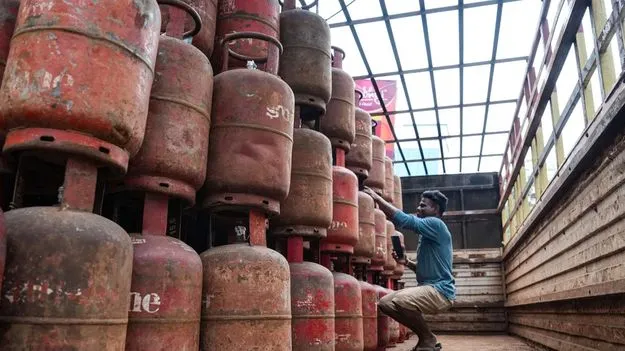 దోశ... ఆమ్లెట్‌ అడగొద్దు!