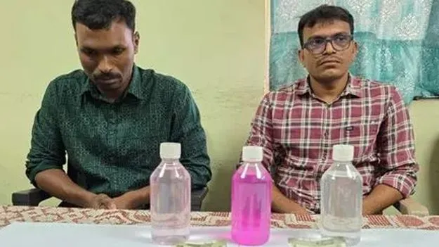 లంచం తీసుకుంటూ ఏసీబీకి చిక్కిన ఇద్దరు ఎస్‌ఐలు