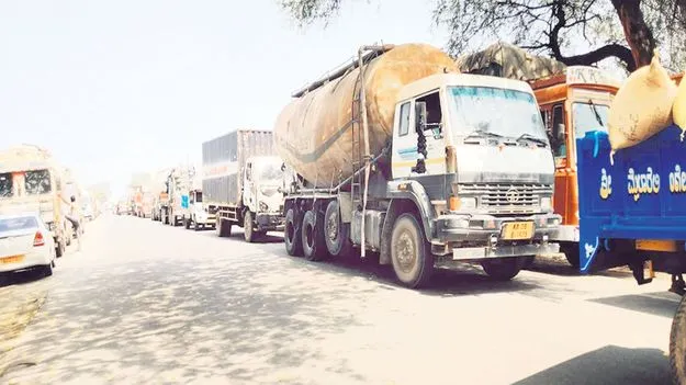 రాయిచూర్‌లో బంద్‌.. కృష్ణలో ఎఫెక్ట్‌