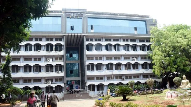 పన్ను చెల్లింపుదార్లకు వడ్డీ రాయితీ