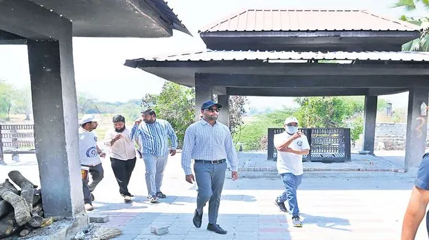 ‘పారిశుధ్య పనులను సక్రమంగా నిర్వహించాలి’