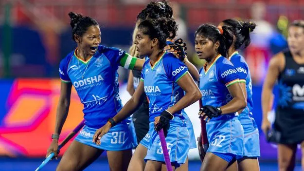 డ్రా చేసుకున్నా సెమీస్‌కు..