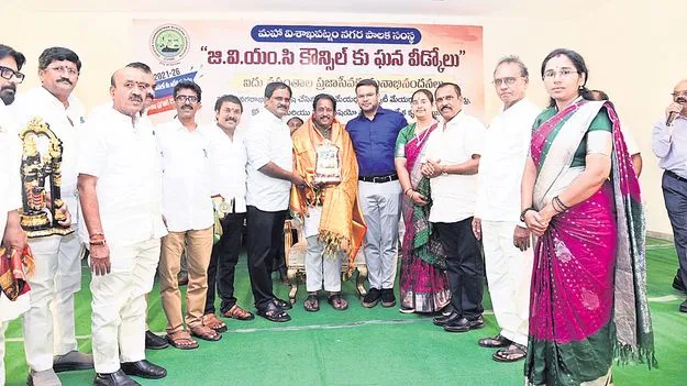 11 నెలల్లో రూ.750 కోట్లతో నగరాభివృద్ధి