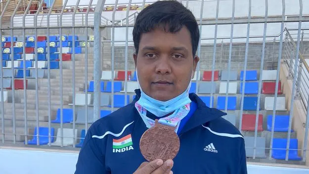 సంజయ్‌ కంచు మోత