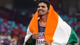 న్యూయార్క్‌ మారథాన్‌లో గుల్వీర్‌కు కాంస్యం