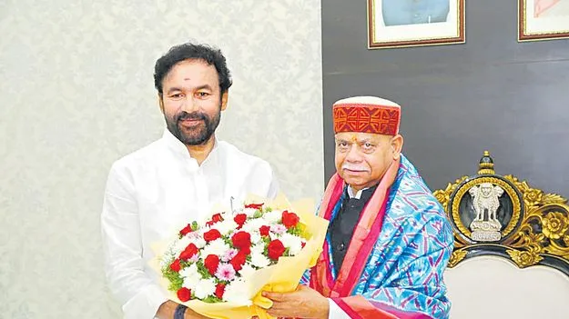 గవర్నర్‌తో కేంద్రమంత్రి కిషన్‌రెడ్డి భేటీ