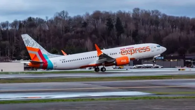 ఎయిరిండియా విమానానికి ఊడిన ముందు చక్రాలు