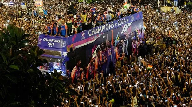 విక్టరీ పరేడ్‌ ఉంటుందా?