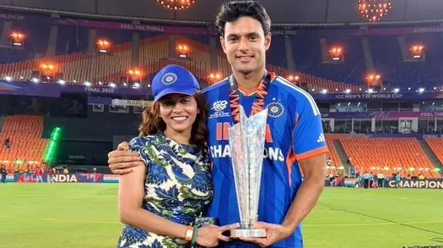 రైలెక్కి..ఇంటికి!