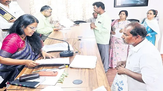 ఒకే సమస్యపై పదేపదే వినతులు