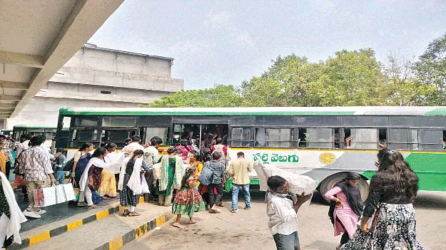 Stopping.. going ఆగుతూ.. సాగుతూ!