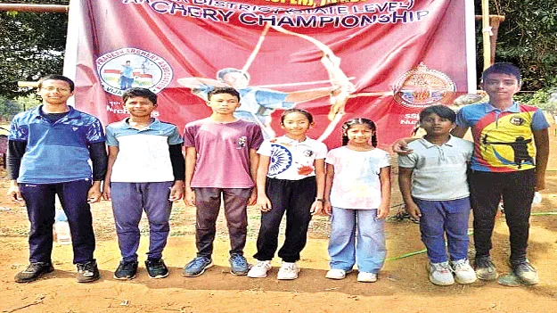 జాతీయ ఆర్చరీ పోటీలకు జిల్లా క్రీడాకారులు