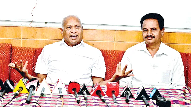  అనుమానంతోనే బాంబు దాడులు